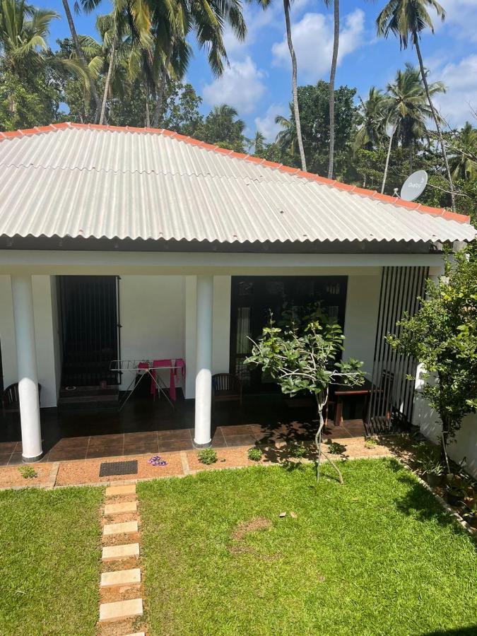 River Breeze Villa Bentota Luaran gambar